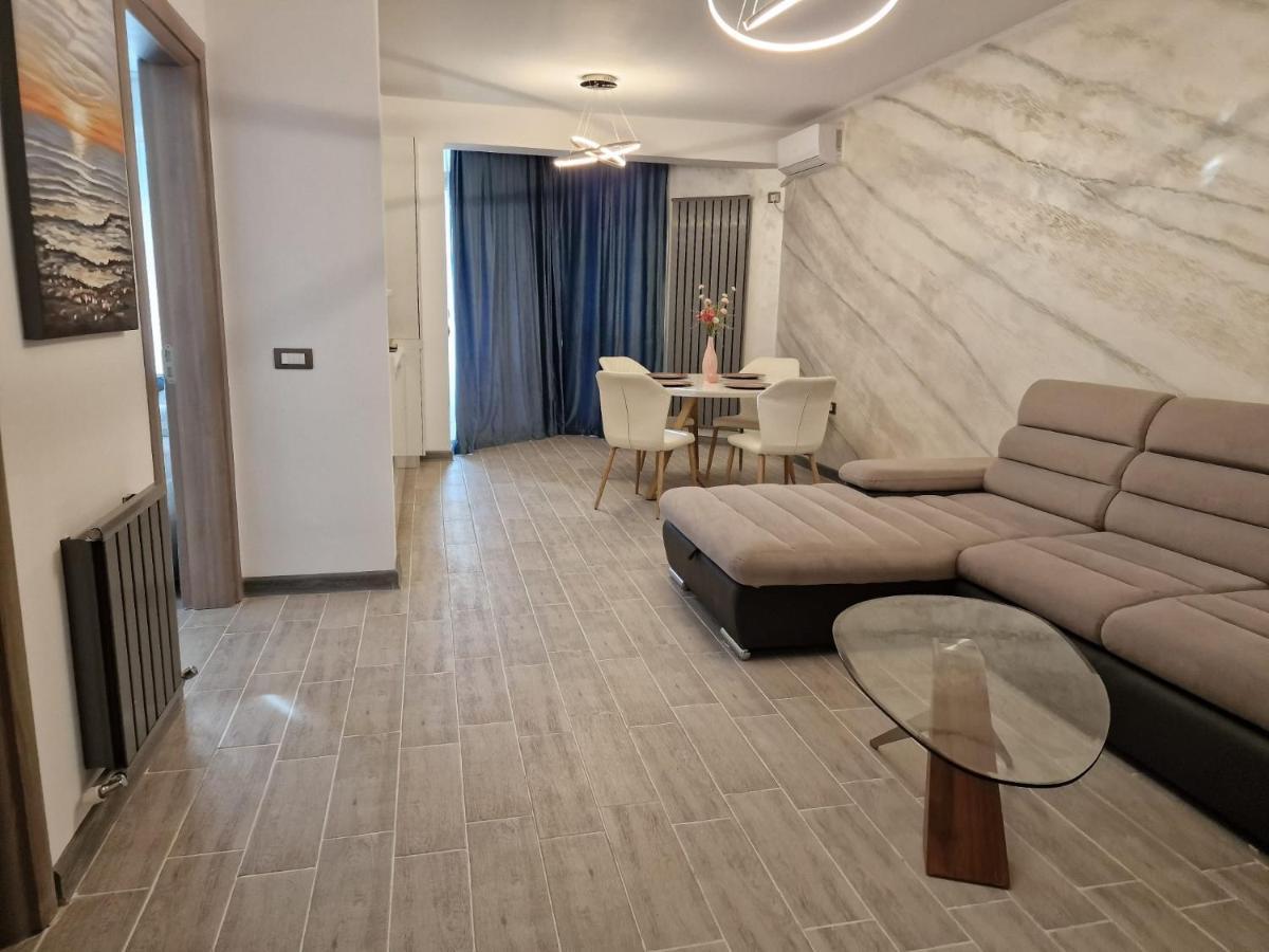 Livia Apartment Navodari Exterior photo